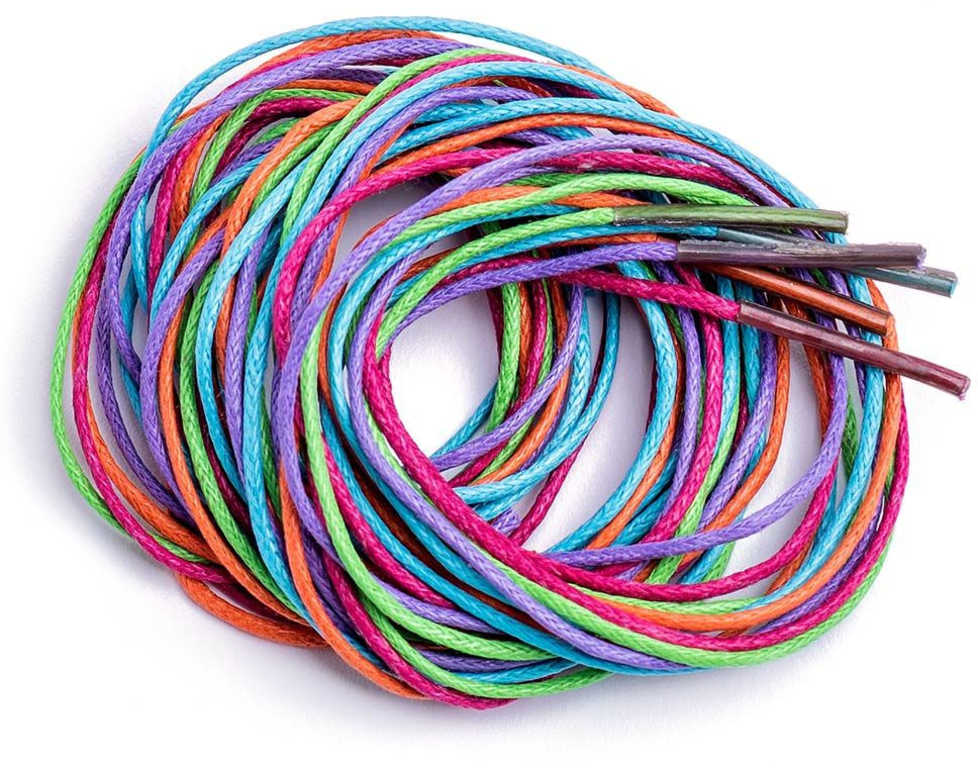 WOODY DŘEVO Korálky navlékací fialové set s barevnými tkaničkami v srdíčku
