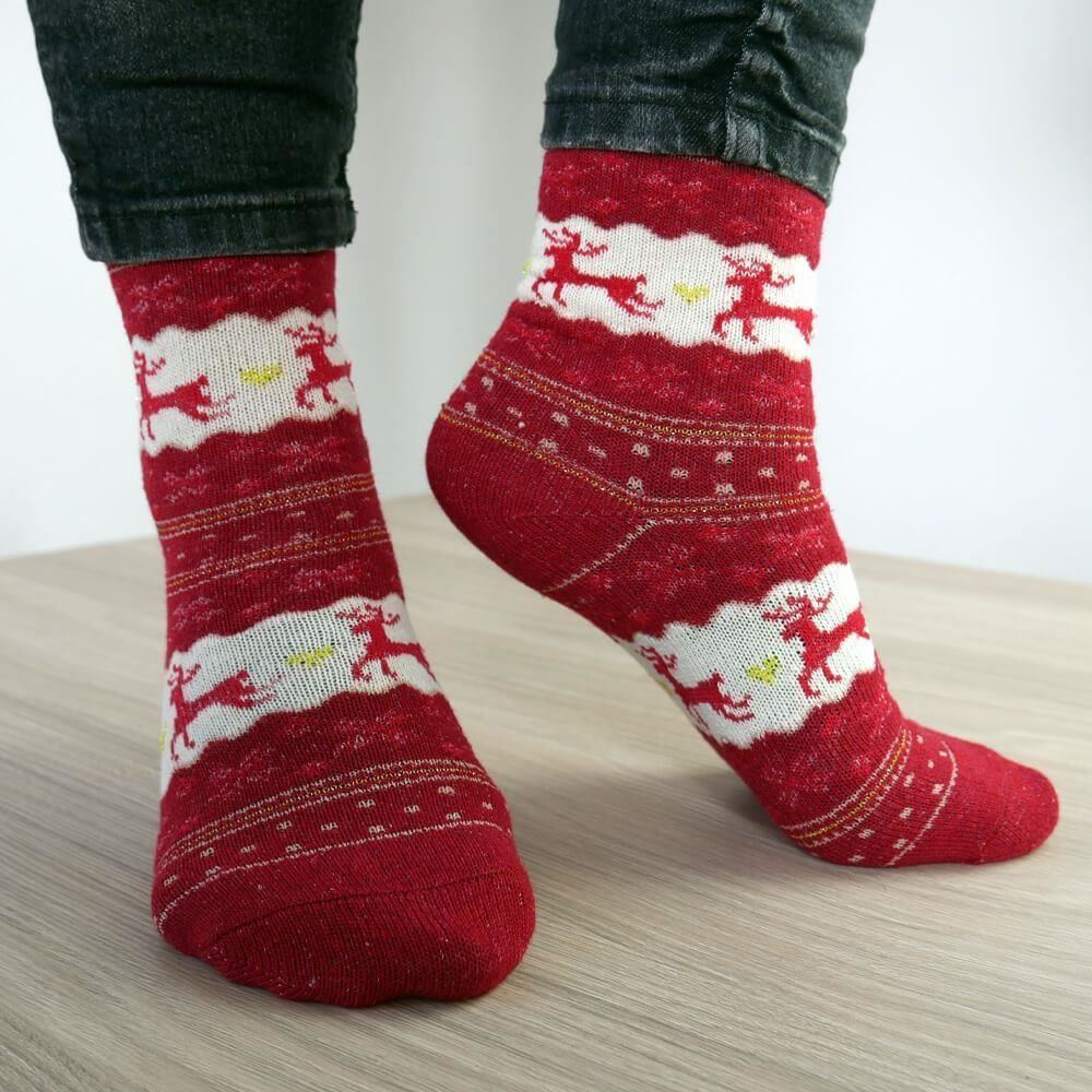 4Leaders Krása a móda - Vánoční ponožky s norským vzorem - červené