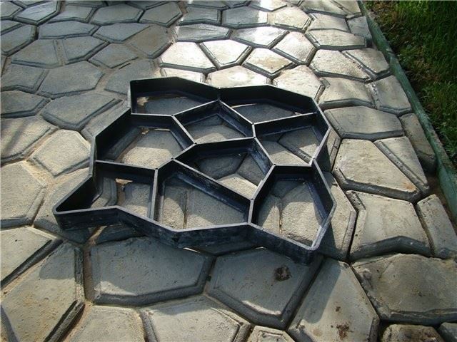 Forma na betonové chodníky (40x40 cm)