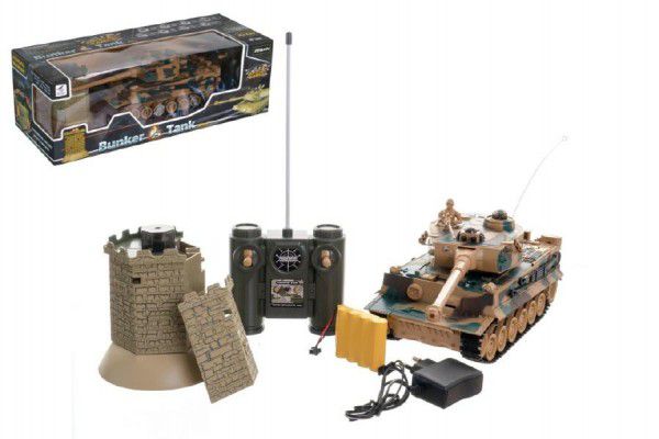 tank-rc-plast-33cm-otocna-vez-na-baterie-dobijeci-pack-se-zvukem-a-svetlem-v-krabici-51x17x19cm