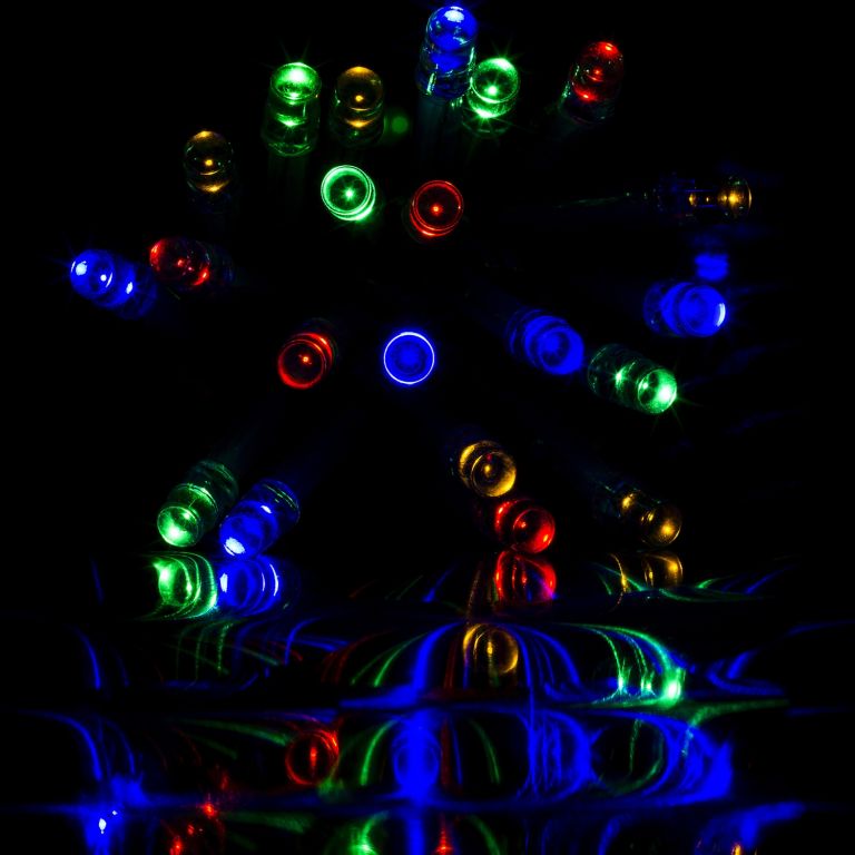 VOLTRONIC Vánoční řetěz 5 m, 50 LED, barevný, ovladač