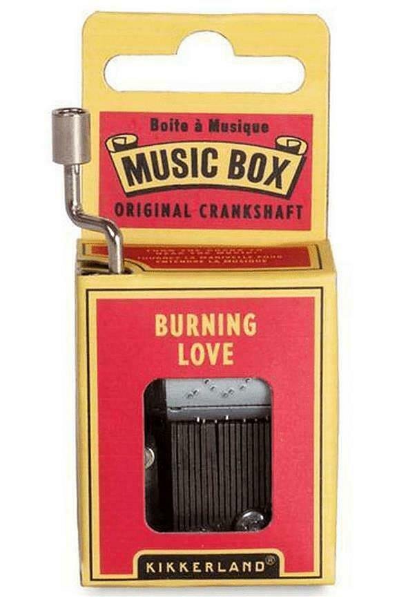 Hudební skříňka – Burning Love