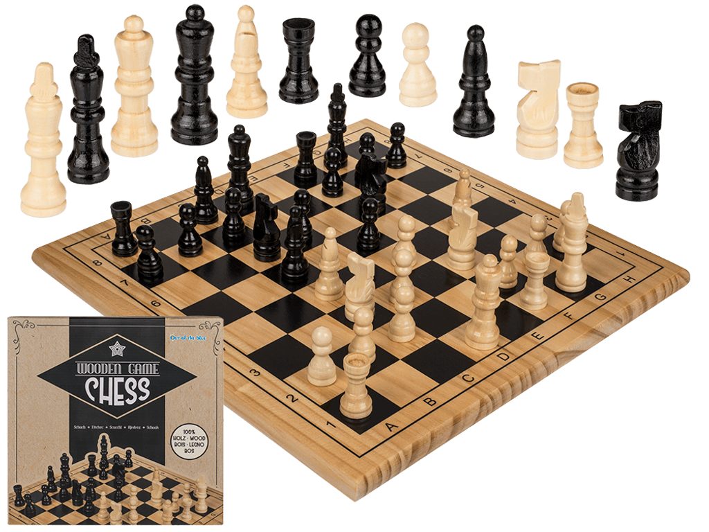 Dřevěná stolní hra, šachy, cca 28,5 x 28,5 cm