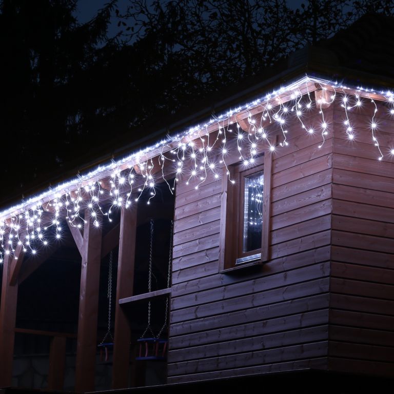VOLTRONIC Vánoční světelný déšť 200 LED, 5 m, studeně bílá