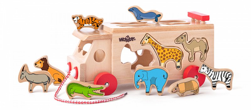Woody hračky pro nejmenší - Kamion s vkládacími tvary - zvířátka