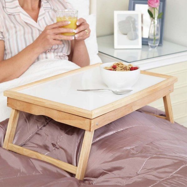 Snídaňový stolek do postele
