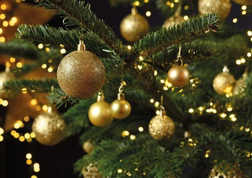 Sada vánočních zlatých baněk s glitry